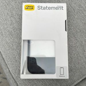 Otterbox IPhone XR case